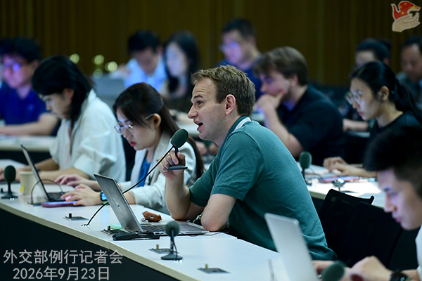 记者会2.jpg